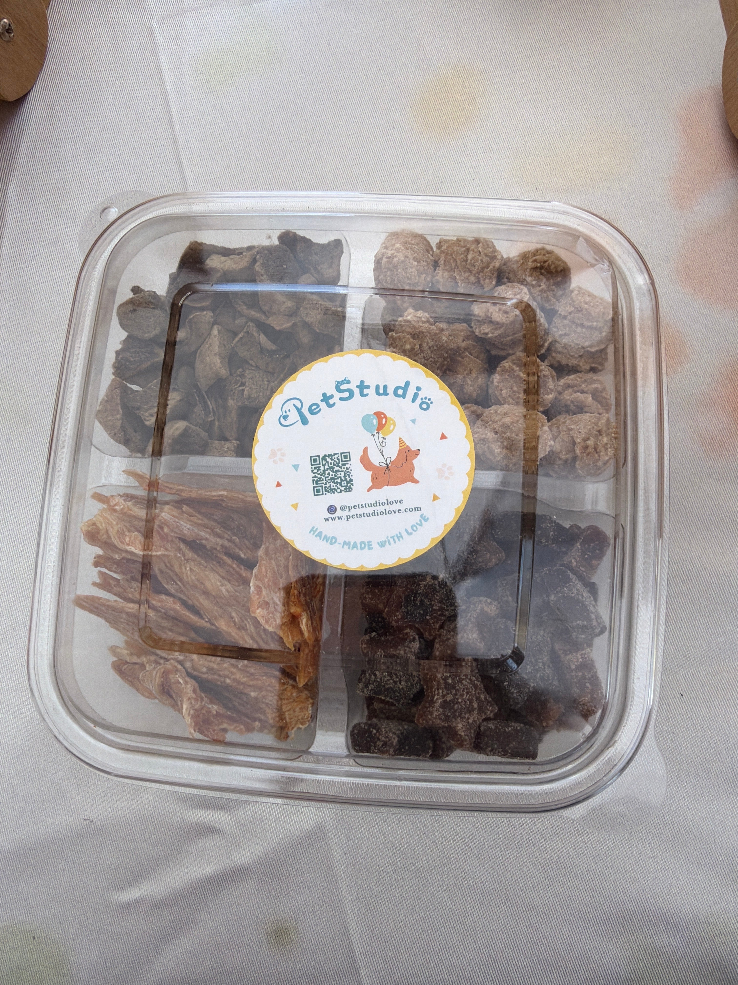 Barkcuterie Box